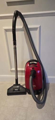 Miele cat and dog - and, plus