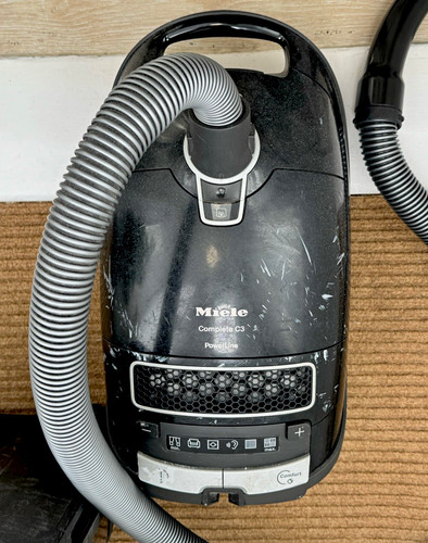 Miele vacuum cleaners - 2,